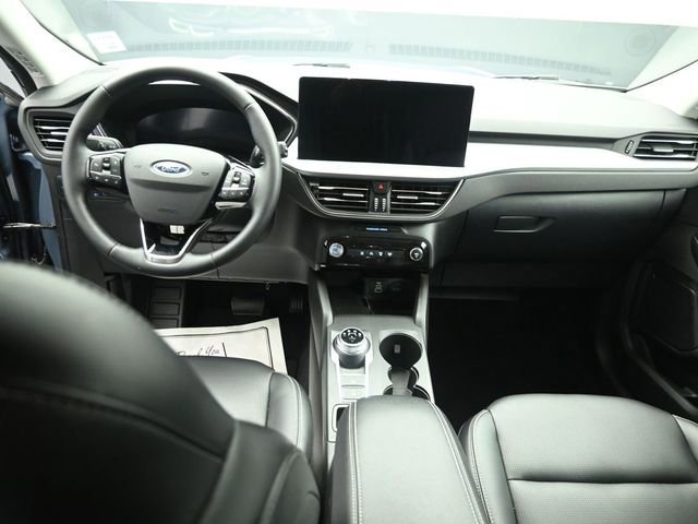 Certified 2025 Ford Escape Platinum AWD/4WD image 37