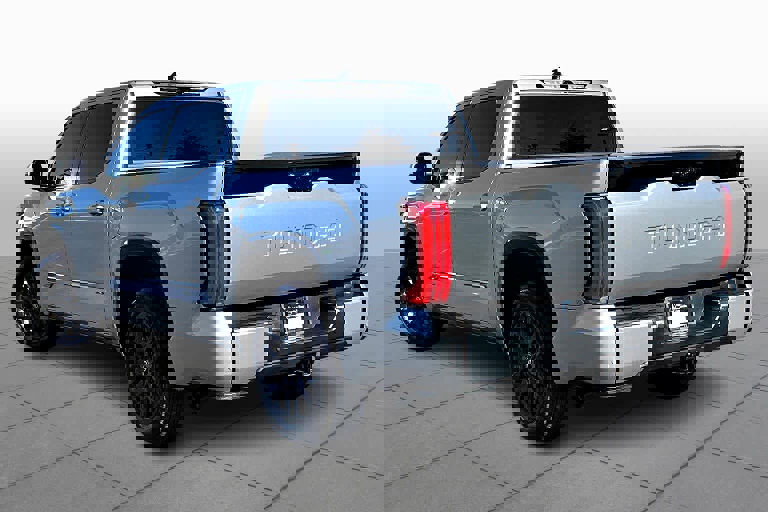 Used 2025 Toyota Tundra Platinum image 2