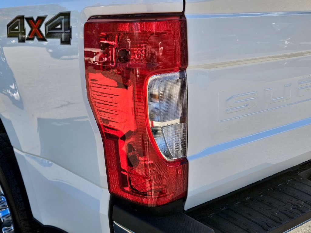 Certified 2020 Ford F250 XL w/ STX Appearance Package AWD/4WD image 9
