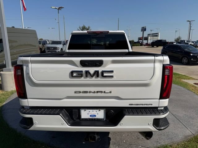 Used 2025 GMC Sierra 2500 Denali Ultimate AWD/4WD image 6