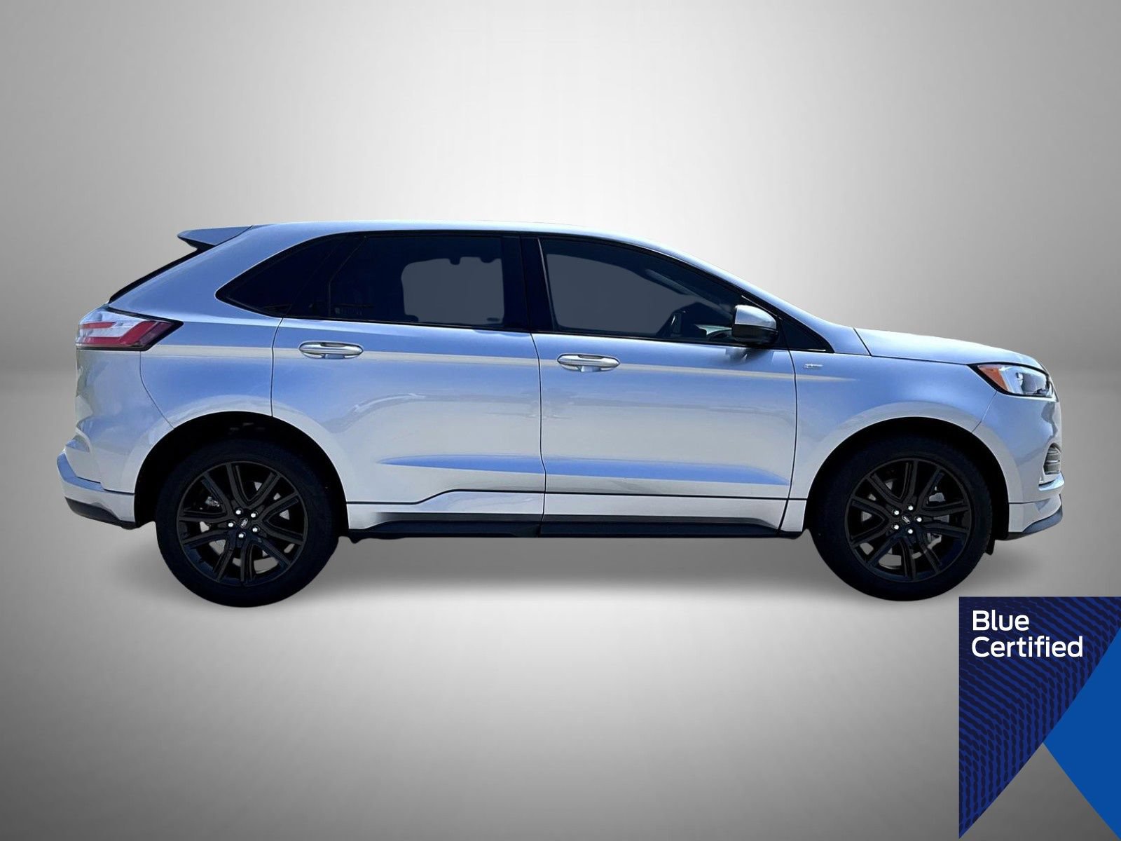 Certified 2024 Ford Edge ST-Line AWD/4WD image 4