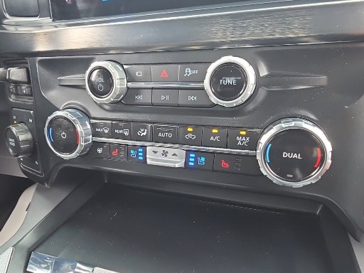 Certified 2025 Ford F250 Lariat w/ Chrome Package AWD/4WD image 5