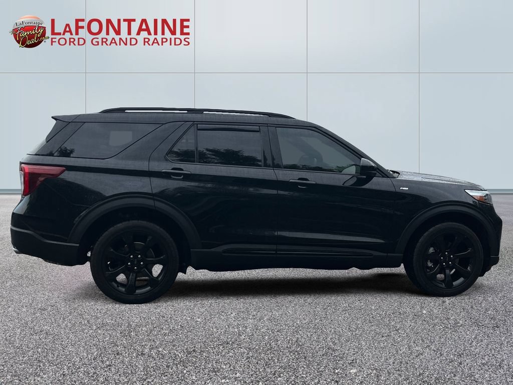 Certified 2023 Ford Explorer ST-Line w/ Class IV Trailer Tow Package AWD/4WD image 8
