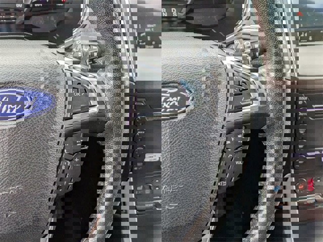 Certified 2018 Ford Edge Titanium w/ Equipment Group 301A image 19