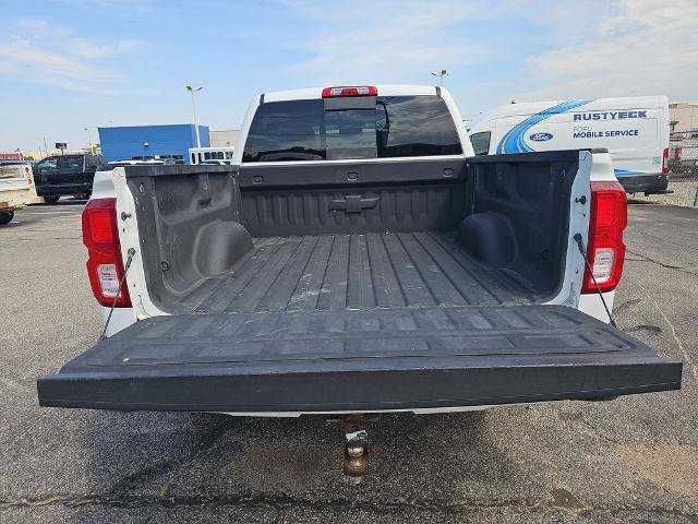 Used 2018 Chevrolet Silverado 1500 LTZ Z71 w/ Redline Edition AWD/4WD image 12