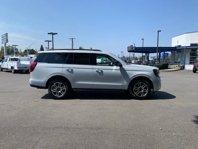 Certified 2025 Ford Expedition Active AWD/4WD image 13