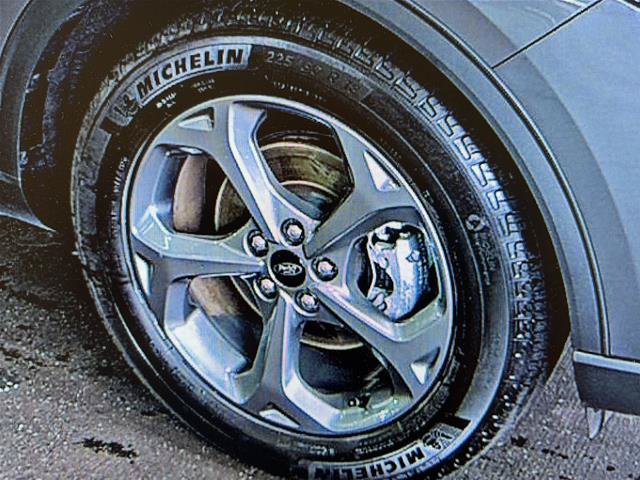 Certified 2025 Ford Escape ST-Line FWD image 11