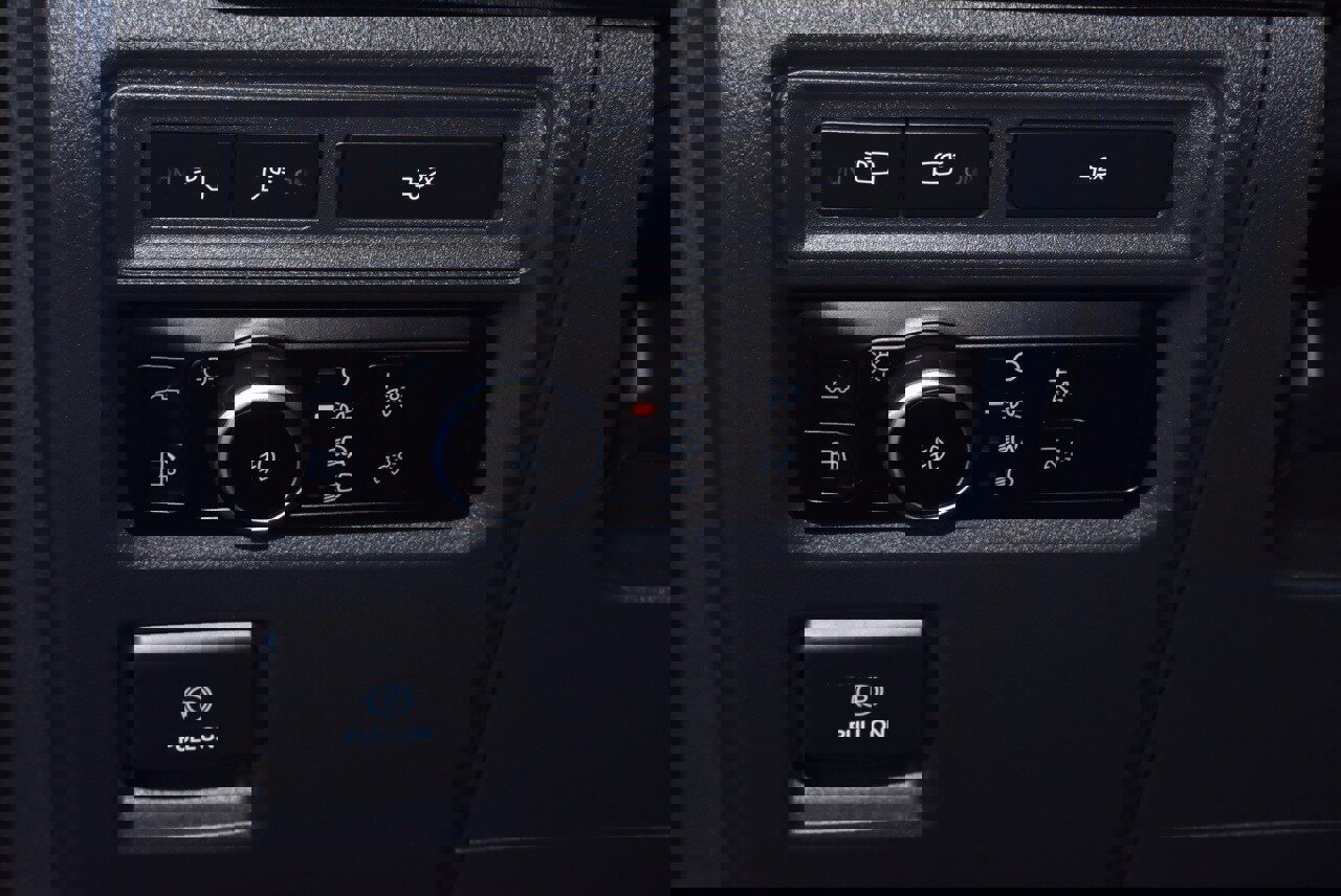 Certified 2023 Ford F150 XLT w/ Equipment Group 302A High image 32