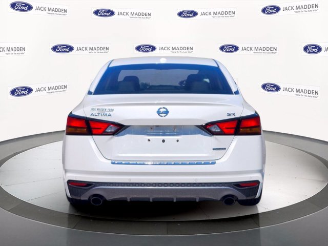 Used 2021 Nissan Altima 2.0 SR FWD image 4