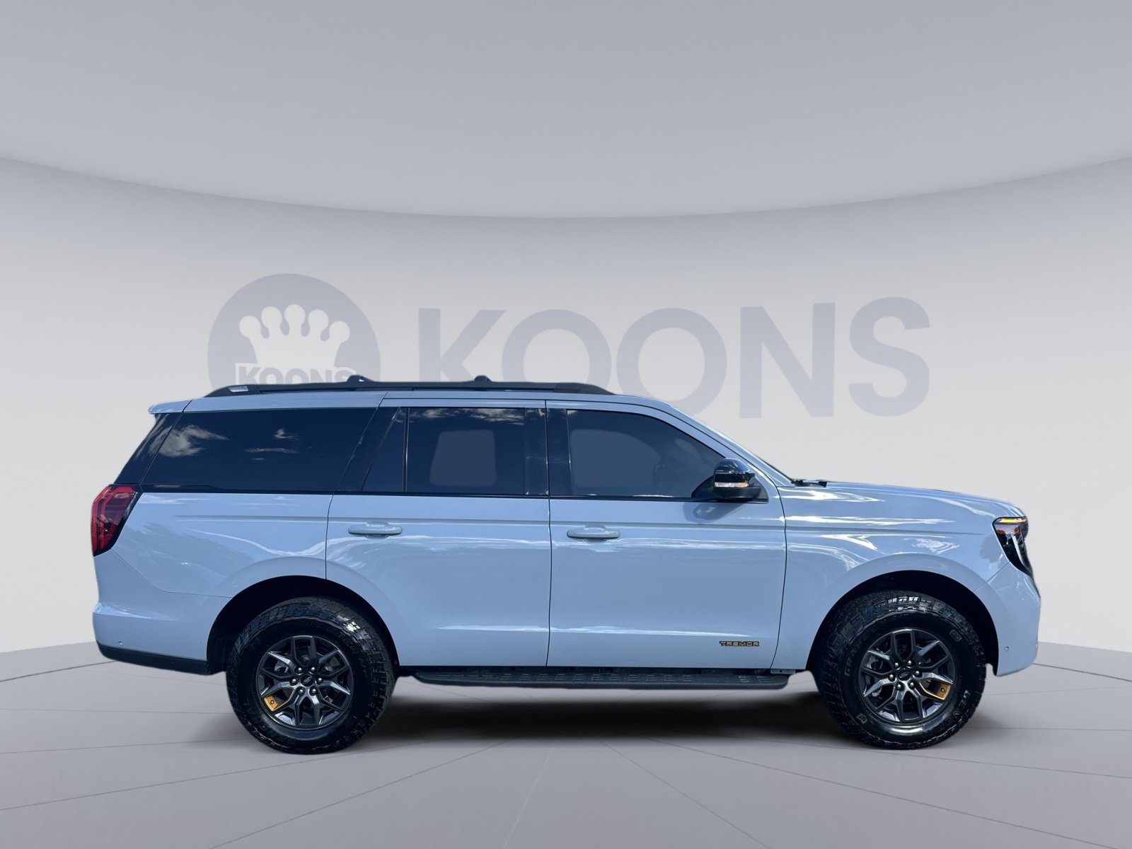 Certified 2025 Ford Expedition Tremor AWD/4WD image 12