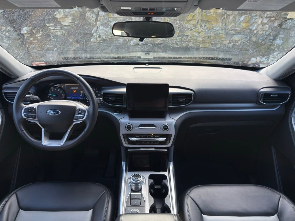 Certified 2023 Ford Explorer XLT w/ Equipment Group 202A image 16