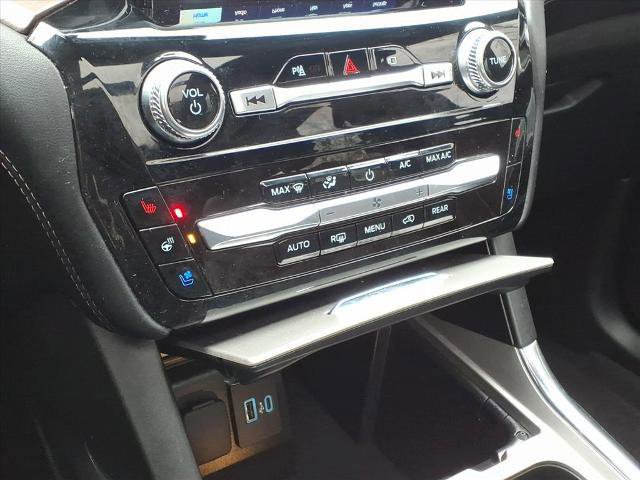 Certified 2023 Ford Explorer Platinum w/ Technology Package image 17