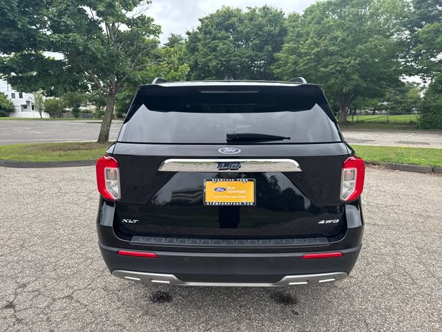 Certified 2023 Ford Explorer XLT w/ Equipment Group 202A AWD/4WD image 10