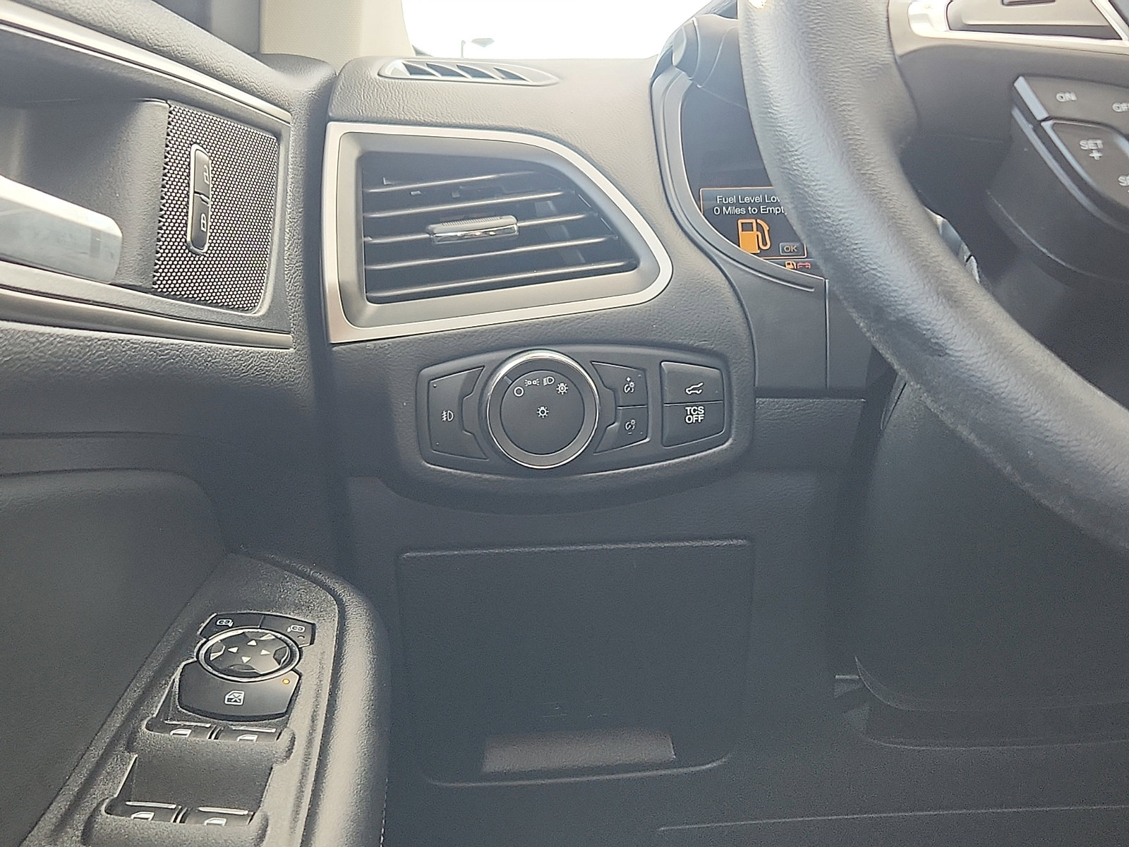 Certified 2022 Ford Edge SEL w/ Convenience Package image 13