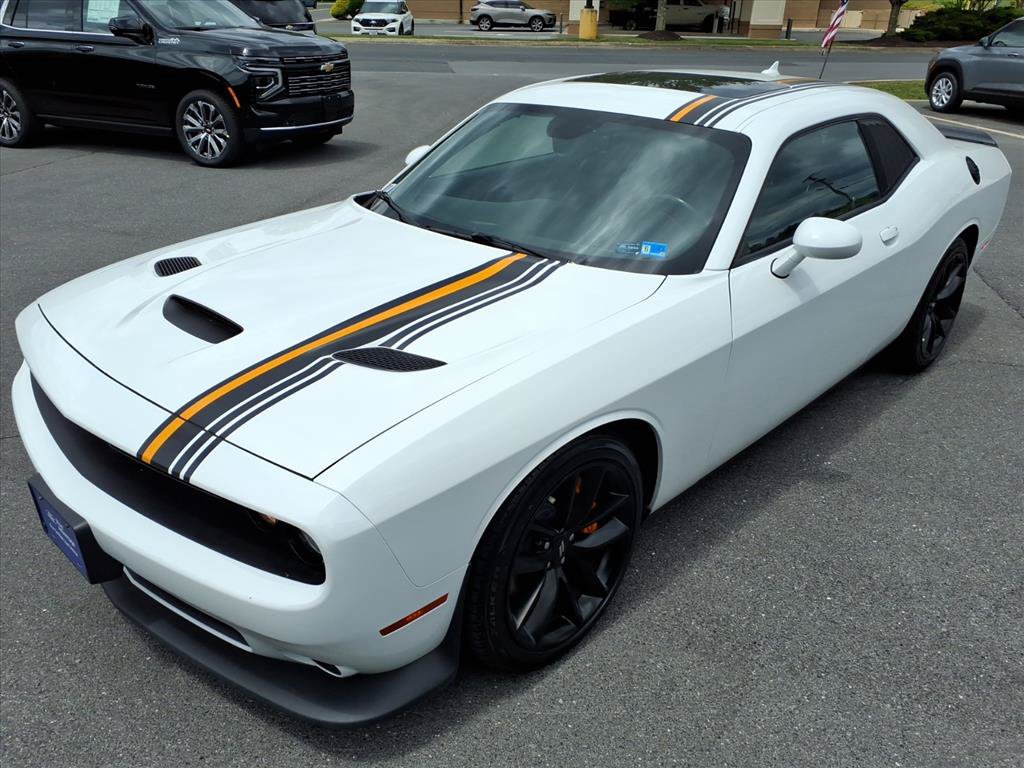 Used 2022 Dodge Challenger GT w/ Plus Package RWD image 5