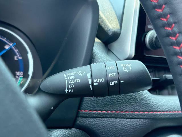 Used 2024 Toyota RAV4 SE w/ Weather & Moonroof Package AWD/4WD image 27