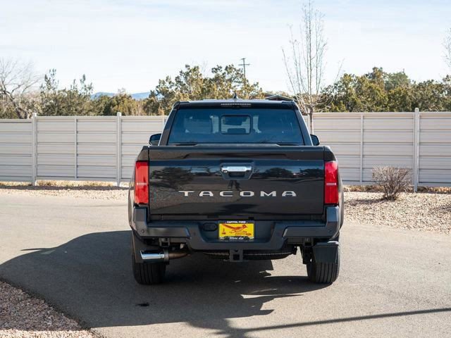 Used 2025 Toyota Tacoma Limited AWD/4WD image 5
