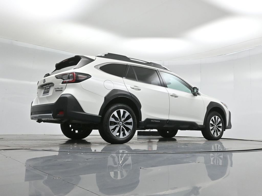 Used 2024 Subaru Outback Touring XT image 17