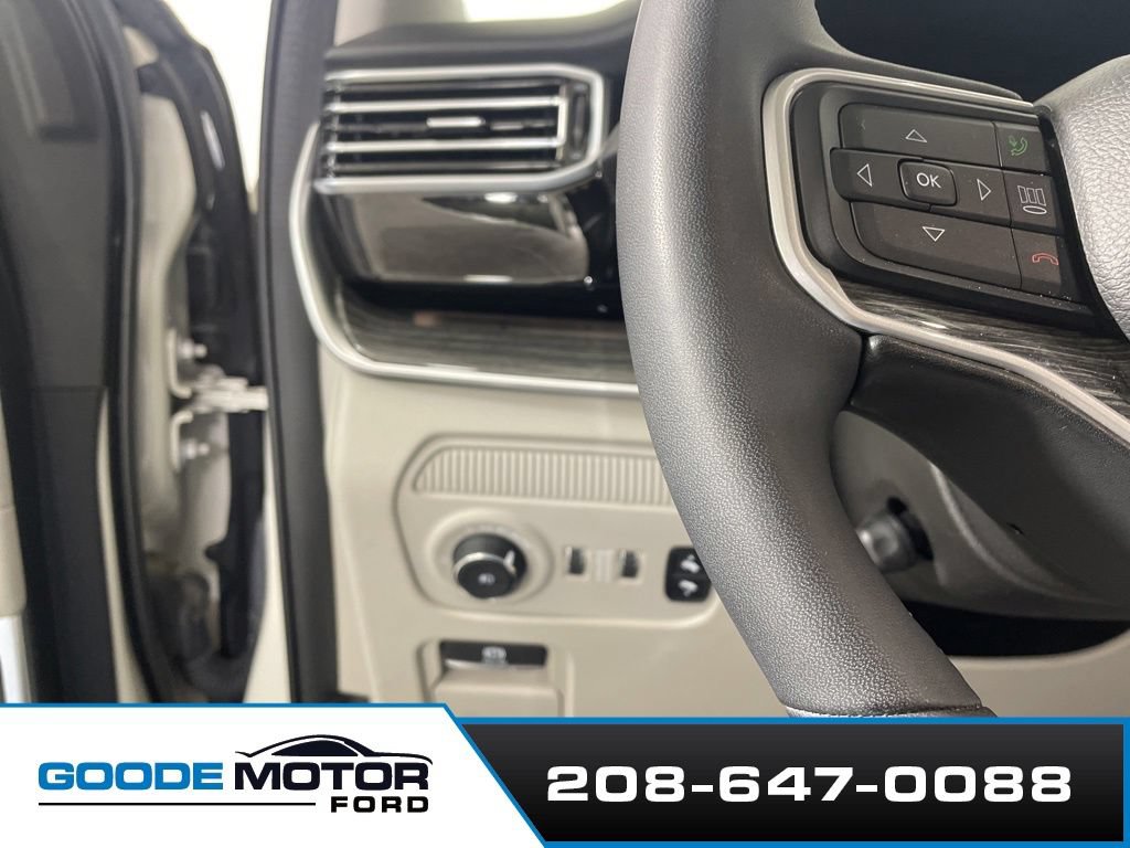Used 2022 Jeep Wagoneer Series II AWD/4WD image 13