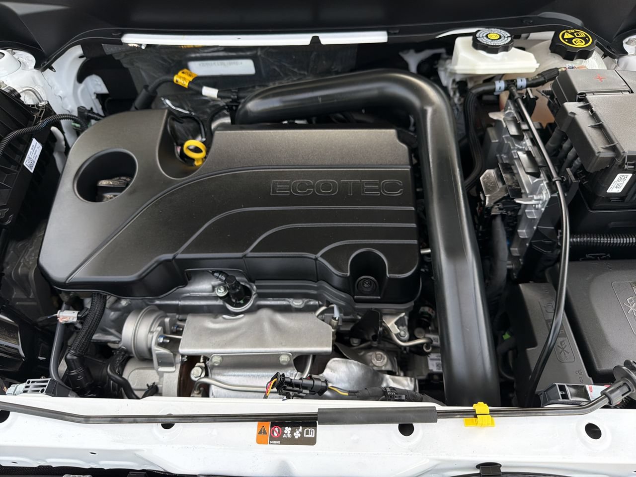Used 2024 Chevrolet Equinox LS FWD image 10