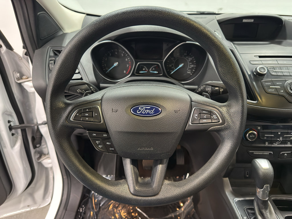 Certified 2017 Ford Escape SE image 16