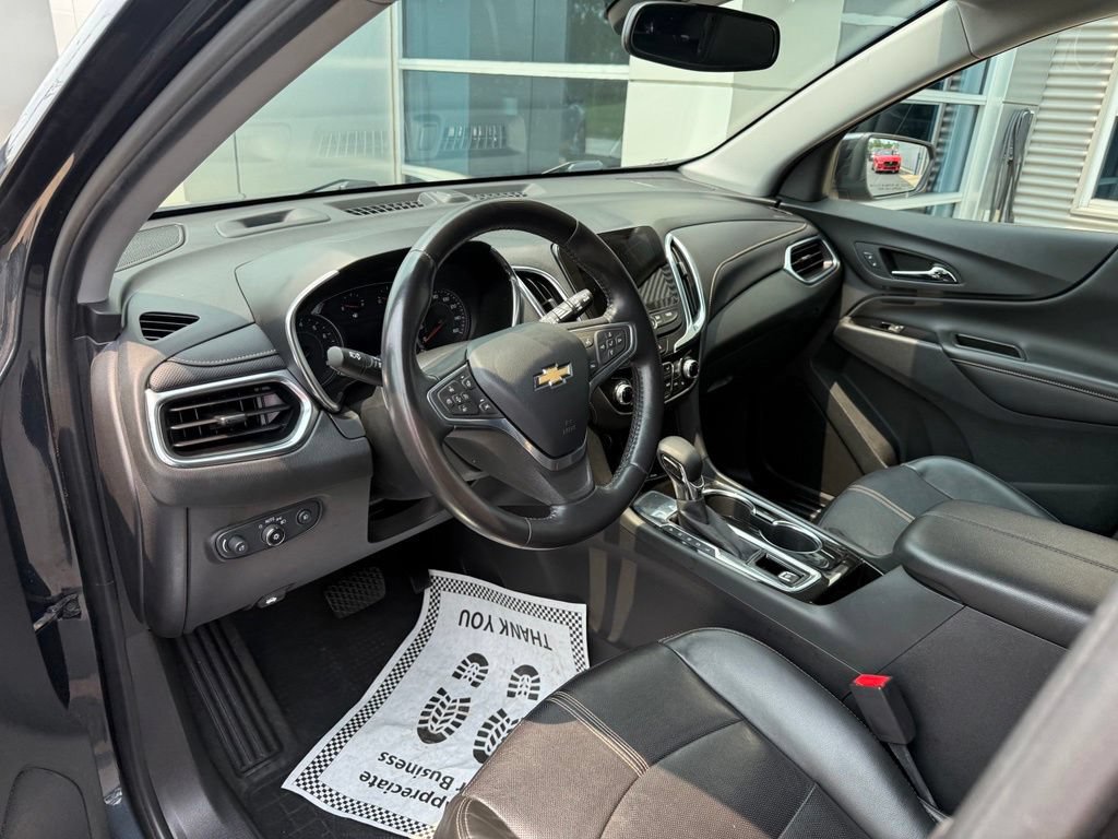 Used 2022 Chevrolet Equinox Premier w/ LPO, Floor Liner Package FWD image 24