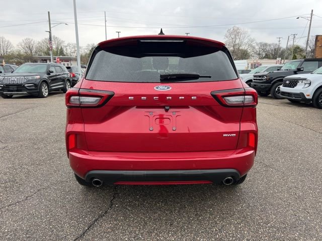 Certified 2023 Ford Escape ST-Line w/ Tech Pack #1 image 3