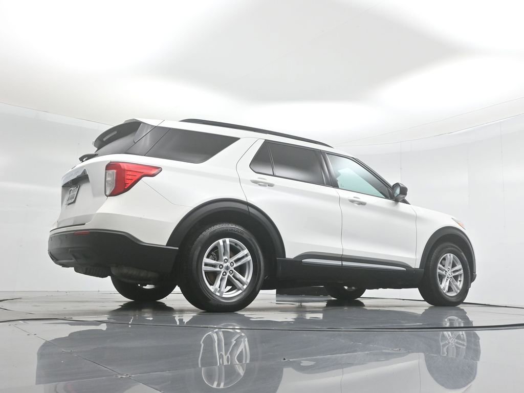 Certified 2023 Ford Explorer XLT image 52