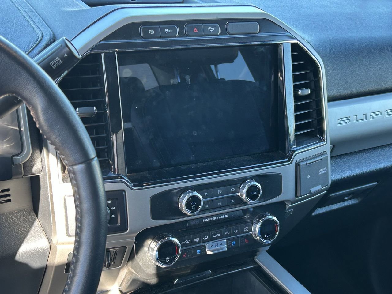 Certified 2022 Ford F350 Lariat w/ Lariat Value Package image 10