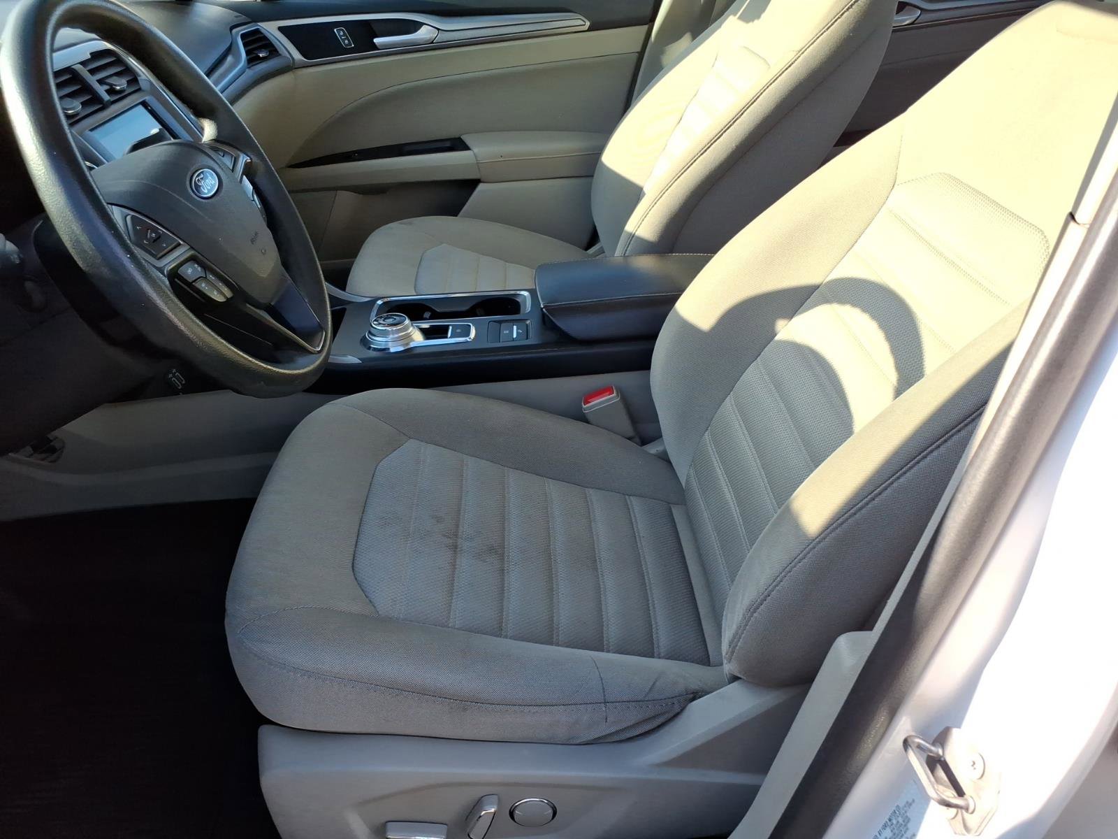 Certified 2019 Ford Fusion SE image 14