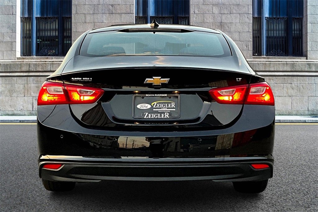 Used 2024 Chevrolet Malibu LT image 4