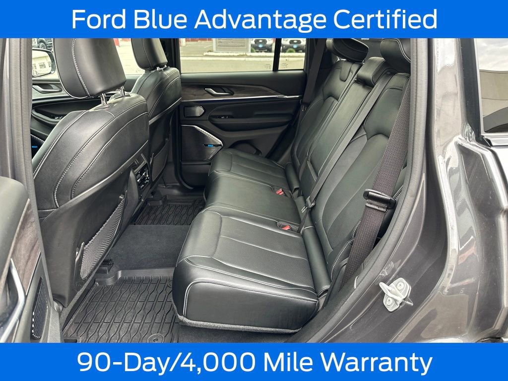 Used 2022 Jeep Grand Cherokee Overland image 15