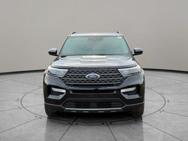 Certified 2023 Ford Explorer XLT w/ Equipment Group 202A AWD/4WD image 15