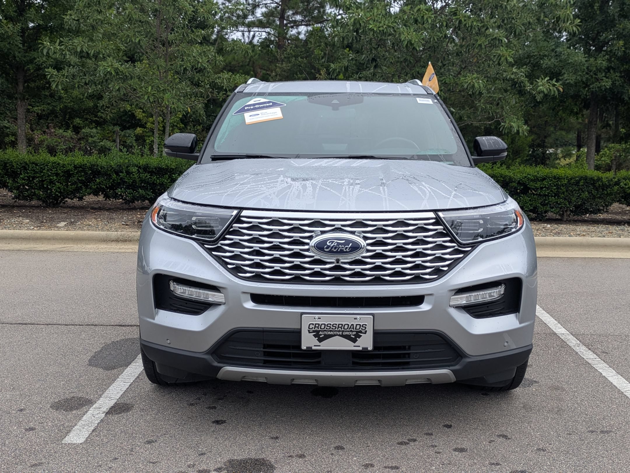 Certified 2023 Ford Explorer Platinum w/ Technology Package AWD/4WD image 9