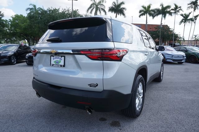 Used 2022 Chevrolet Traverse LS FWD image 7