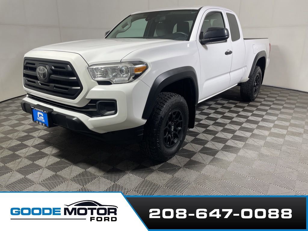 Used 2019 Toyota Tacoma SR w/ SX Package AWD/4WD image 4