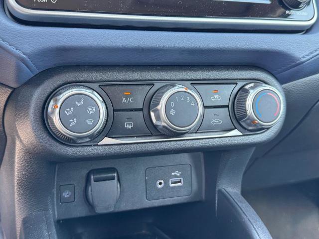 Used 2024 Nissan Versa SV FWD image 21