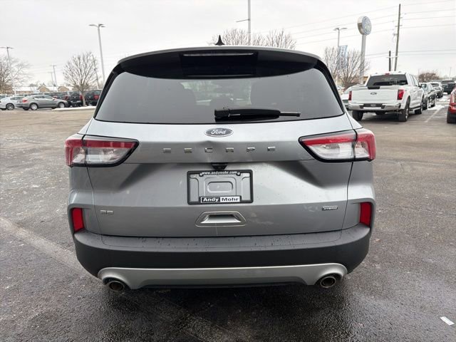 Certified 2021 Ford Escape SE image 3