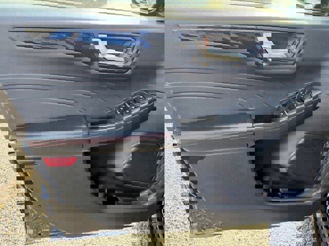 Certified 2024 Ford Escape ST-Line image 10