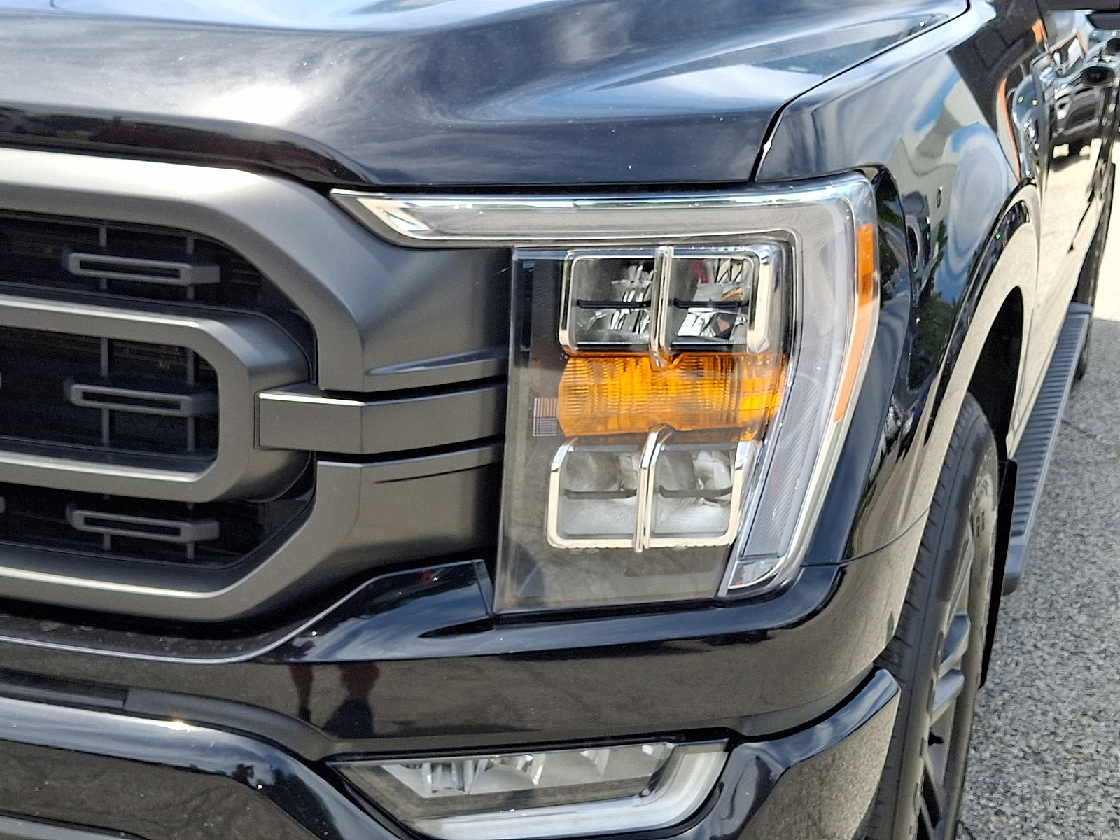 Certified 2022 Ford F150 XLT w/ Equipment Group 302A High AWD/4WD image 12