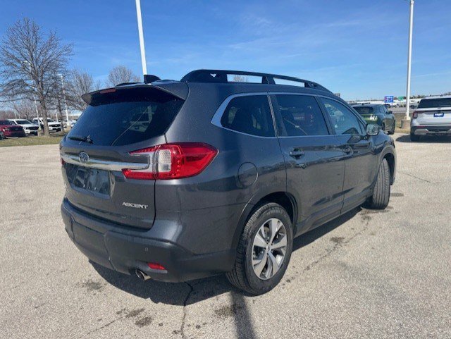 Used 2023 Subaru Ascent Premium w/ Convenience Package image 5