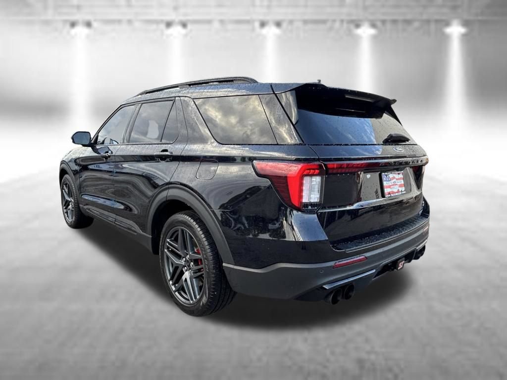 Certified 2025 Ford Explorer ST AWD/4WD image 7