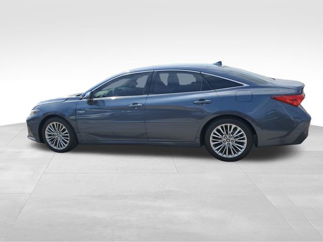 Used 2019 Toyota Avalon Limited w/ All Weather Liner Package FWD image 9