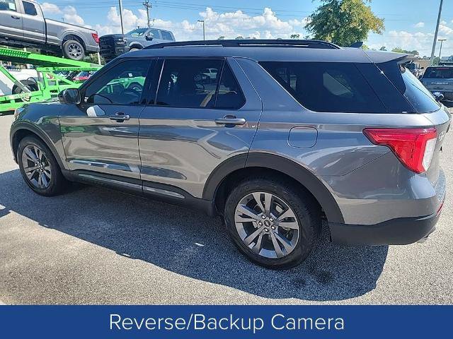 Certified 2022 Ford Explorer XLT w/ Equipment Group 202A RWD image 5