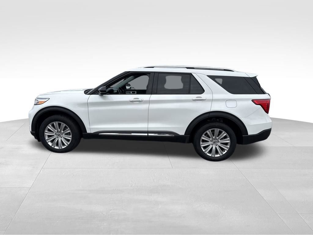 Certified 2022 Ford Explorer Limited w/ Hybrid Equipment Group 310A image 4