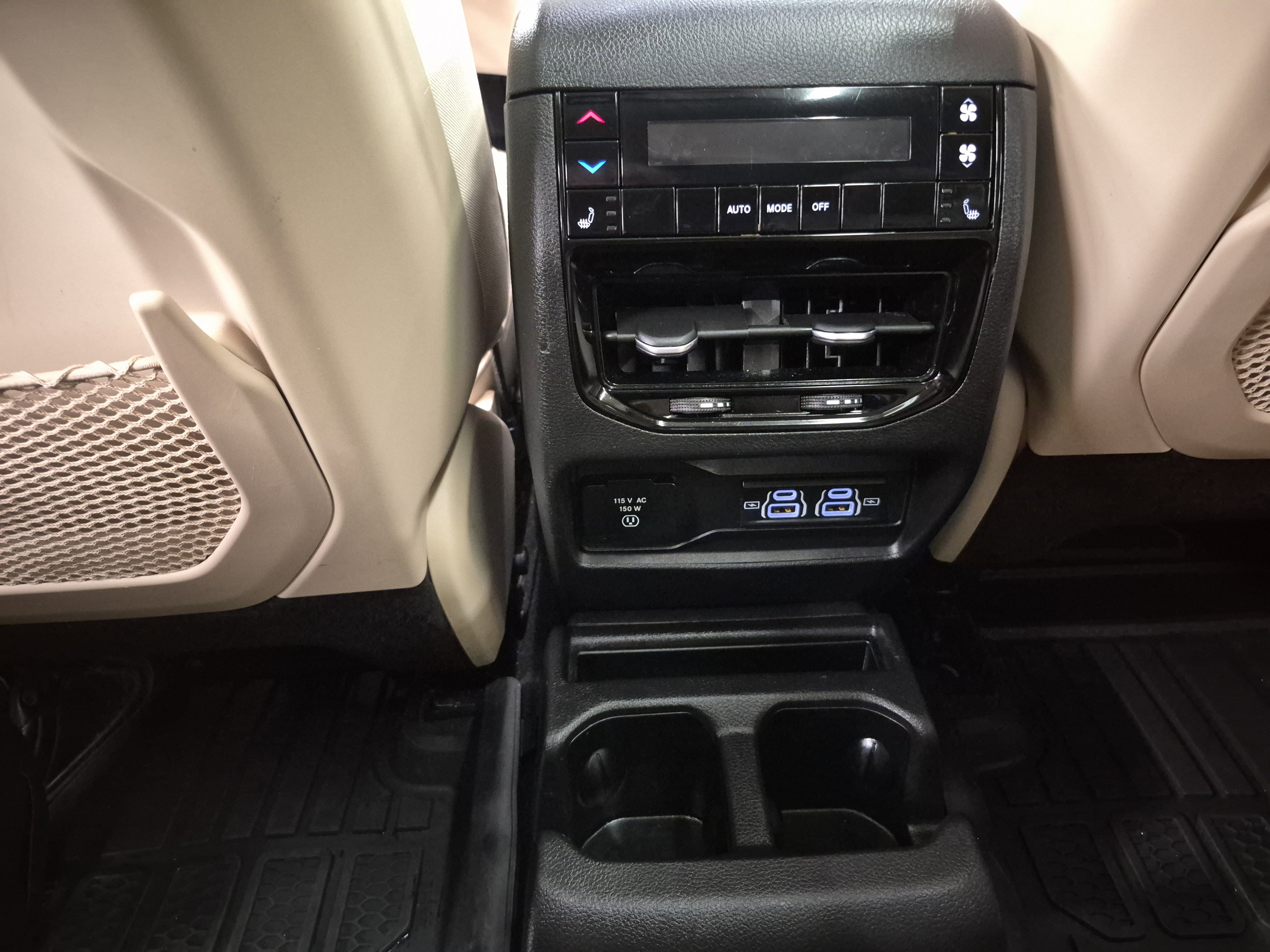 Used 2021 Jeep Grand Cherokee L Limited AWD/4WD image 19