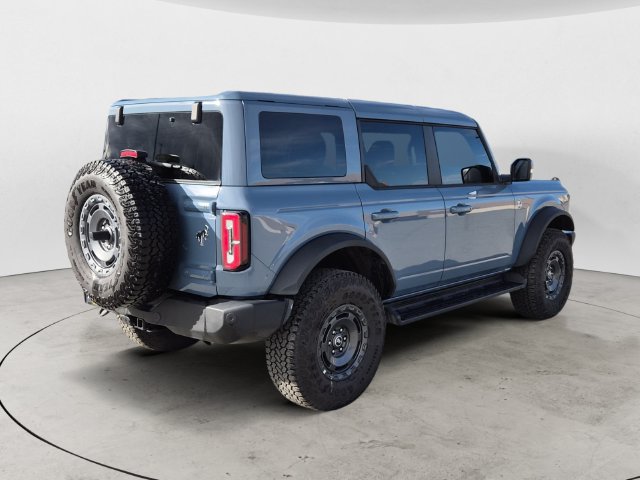 Certified 2025 Ford Bronco Outer Banks w/ Sasquatch Package AWD/4WD image 5