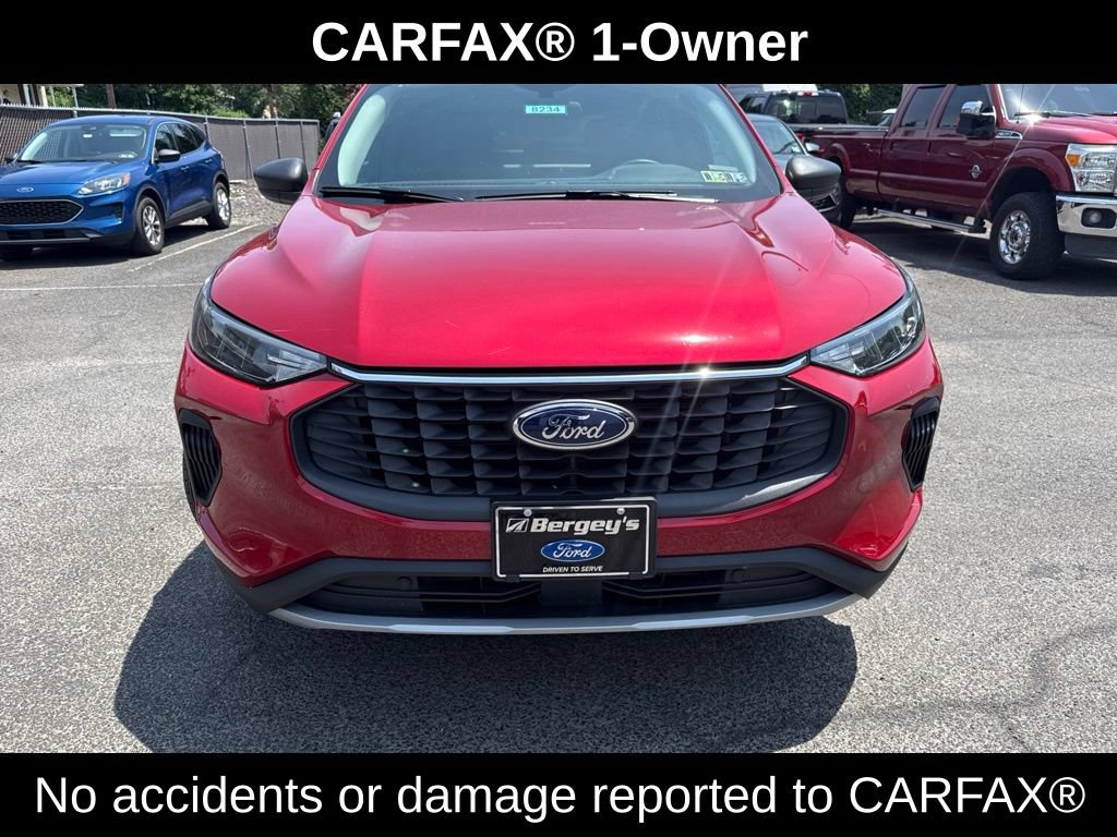 Certified 2023 Ford Escape Active w/ Tech Pack #1 AWD/4WD image 2