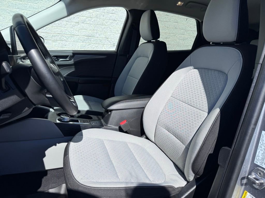 Certified 2023 Ford Escape Active AWD/4WD image 15