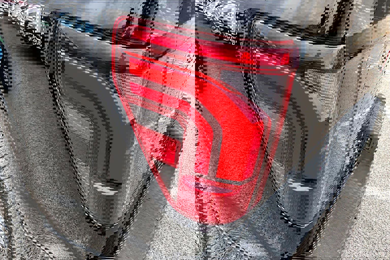 Certified 2025 Ford F150 Lariat w/ Equipment Group 502A High image 30